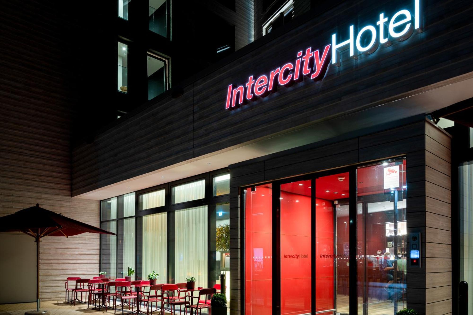 Intercityhotel ハイデルベルク エクステリア 写真